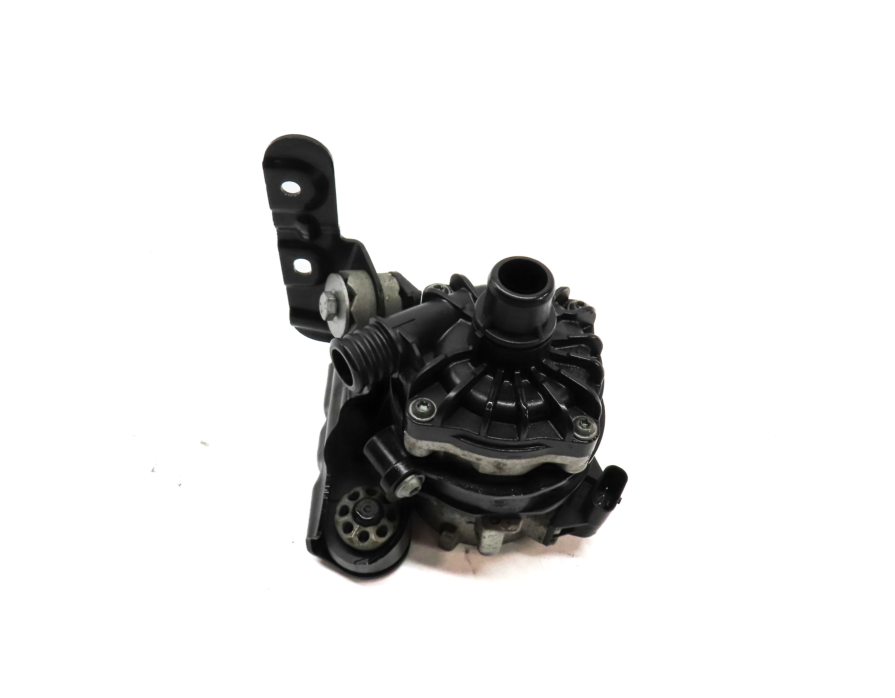 2012 BMW X6 M X6M ///M (E71) 4.4L (S63) ENGINE LEFT DRIVER WATER COOLANT PUMP — exact item pictured